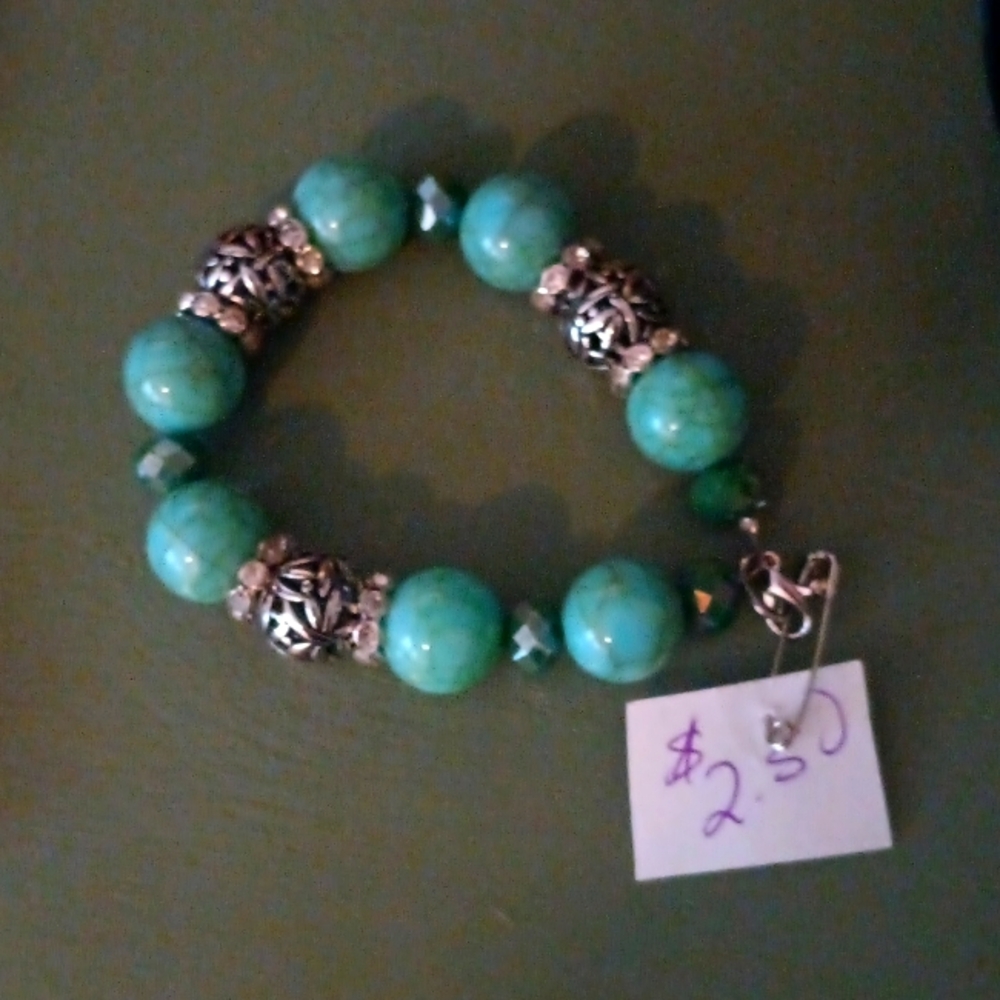 Bracelet